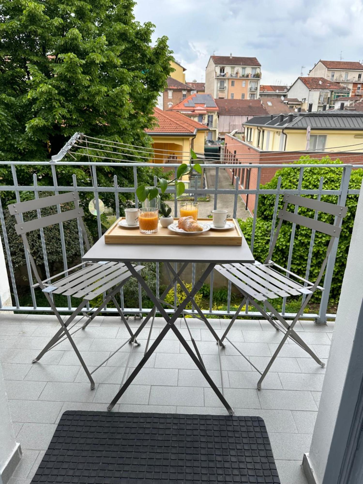 Dora's Turin